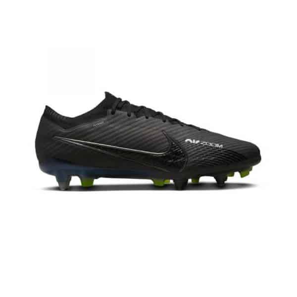 נעלי כדורגל Nike Zoom Mercurial Vapor 15 Elite SG-Pro Anti-Clog Traction צבע שחור קרבון עם חצי סוליה ירוק זוהר פקקים ברזל ופנים ירוק זוהר