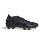 נעלי כדורגל אדידס Predator Accuracy.1 FG צבע שחור עם שרוכים