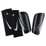מגני עצם שחורים Nike Mercurial Lite