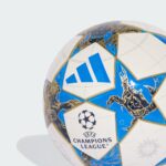 ⁦מיני כדור כדורגל קטן אדידס ליגת האלופות ADIDAS UCL 25/26 League Stage Mini Ball⁩ – תמונה ⁦3⁩