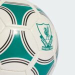 ⁦כדור כדורגל אדידס ליברפול (תלבושת שלישית) - ADIDAS Liverpool FC Third Club Ball⁩ – תמונה ⁦4⁩