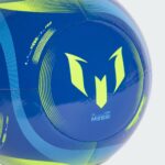 ⁦כדור כדורגל מסי אדידס כחול - ADIDAS Messi Club Ball Blue⁩ – תמונה ⁦4⁩
